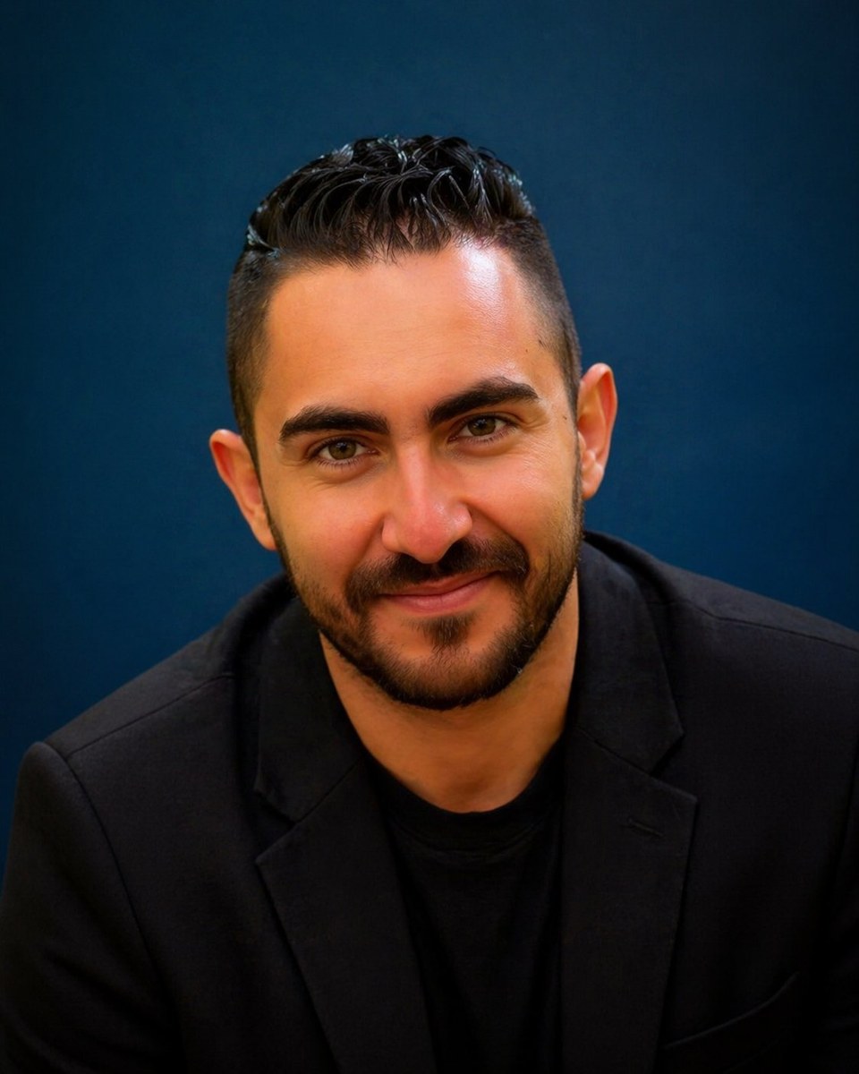 Siamak Seyfi